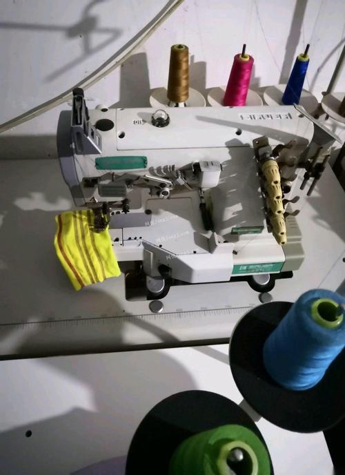 上海闵行区低价转让各种缝纫机服装厂设备保修